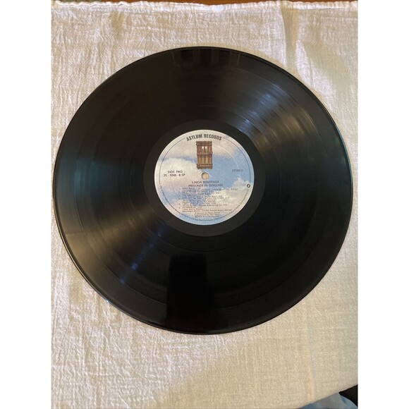 Linda Ronstadt Prisoner In Disguise 33RPM Asylum Records 1975 - Picture 11 of 15